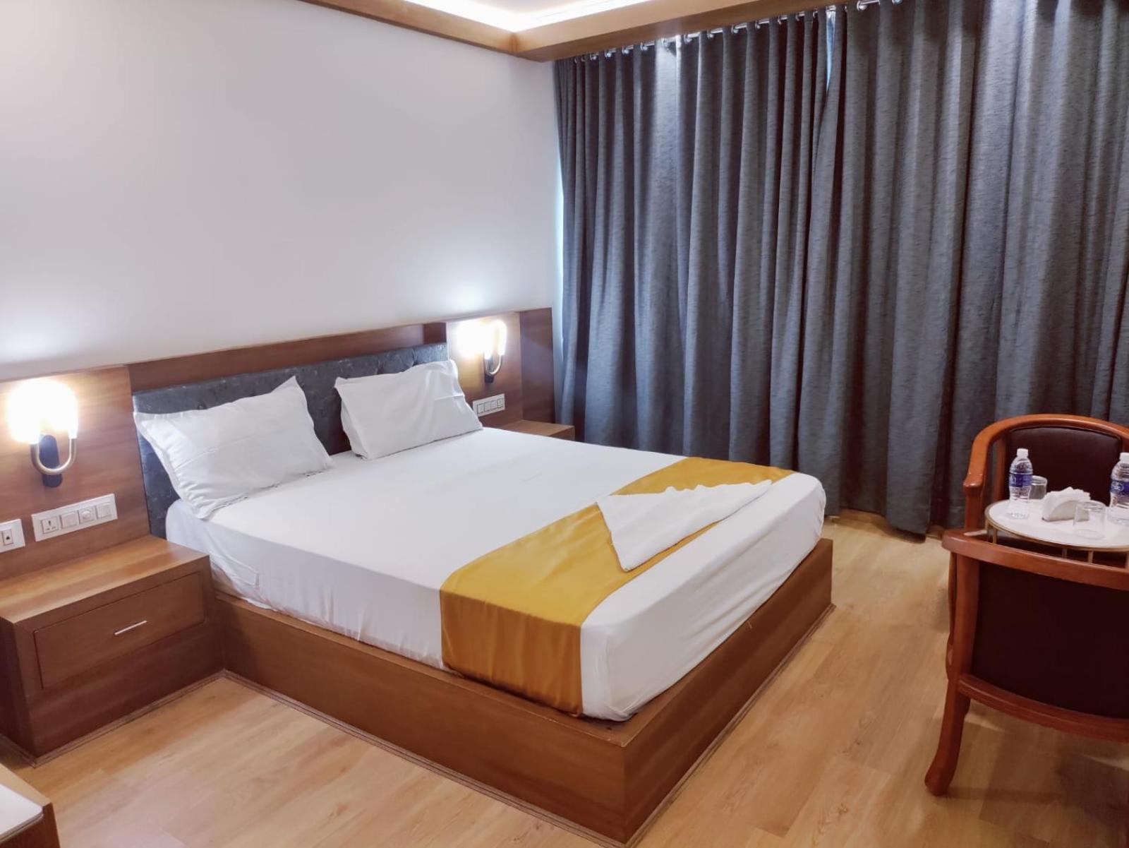 Astro Marine Hospitality Pvt Ltd Hotel Kochi Luaran gambar